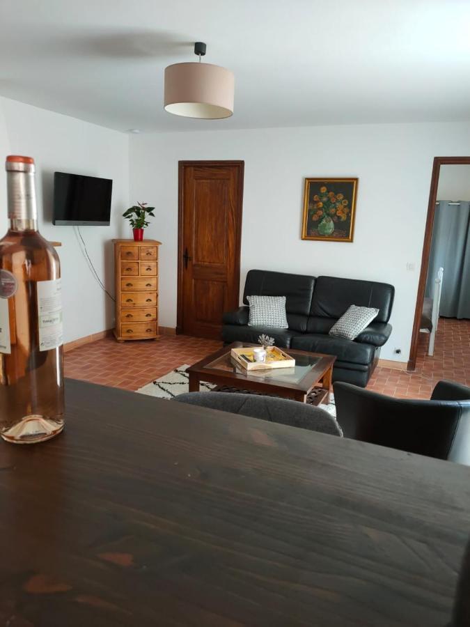 Charmant Appartement Au Coeur Du Village Tourrettes-sur-Loup Exterior photo